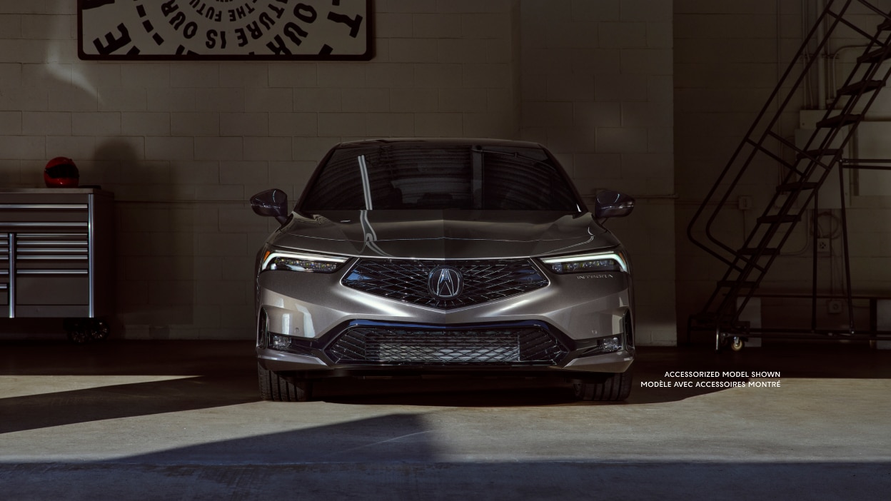 Head on front of stationary integra