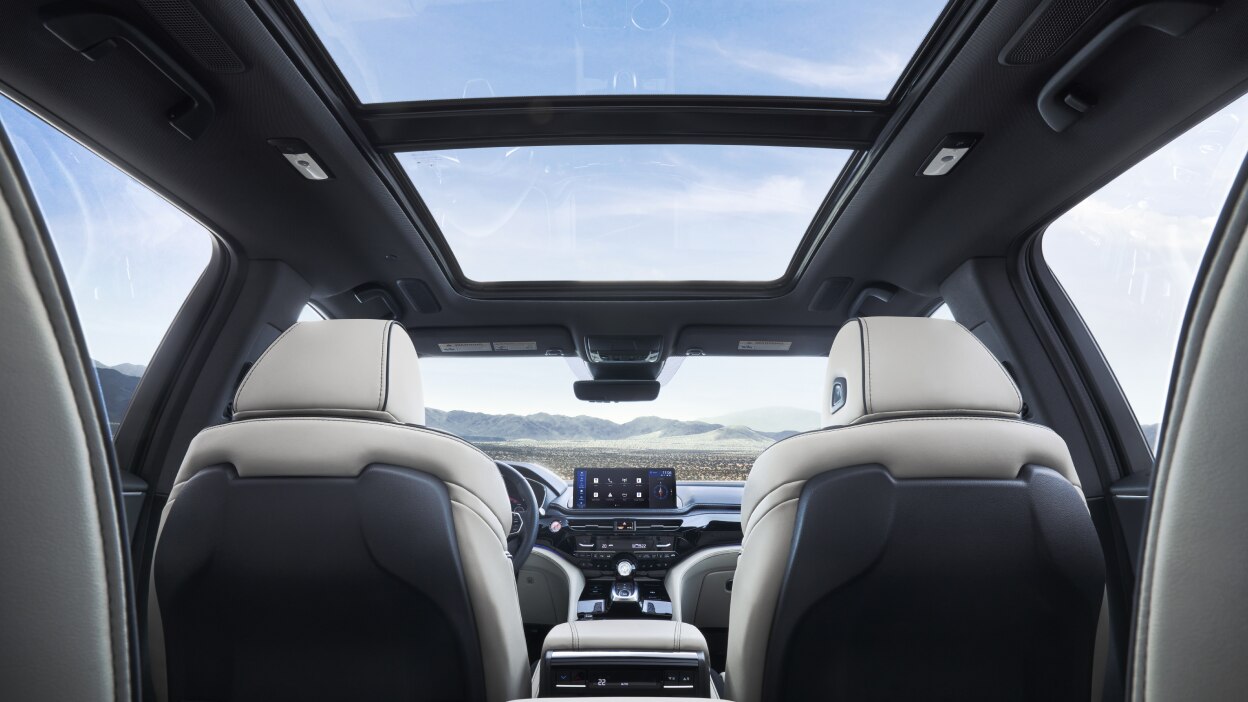 A front view of the steering wheel in an MDX.